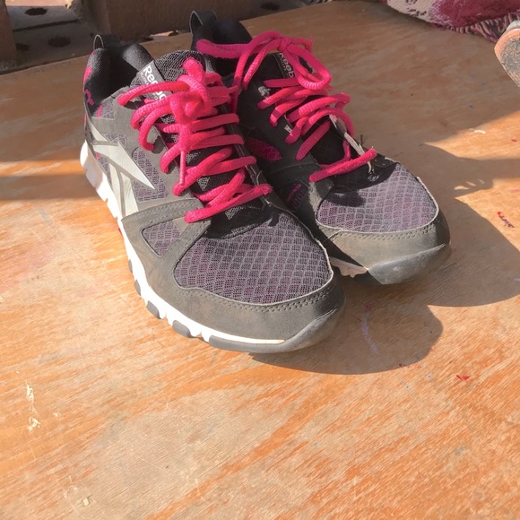 reebok women's athletic shoes